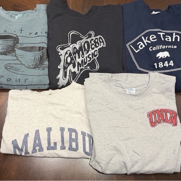 Tops - Graphic Sweat Shirts Collection